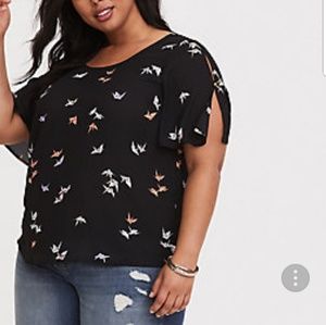 TORRID bow back shirt NWT